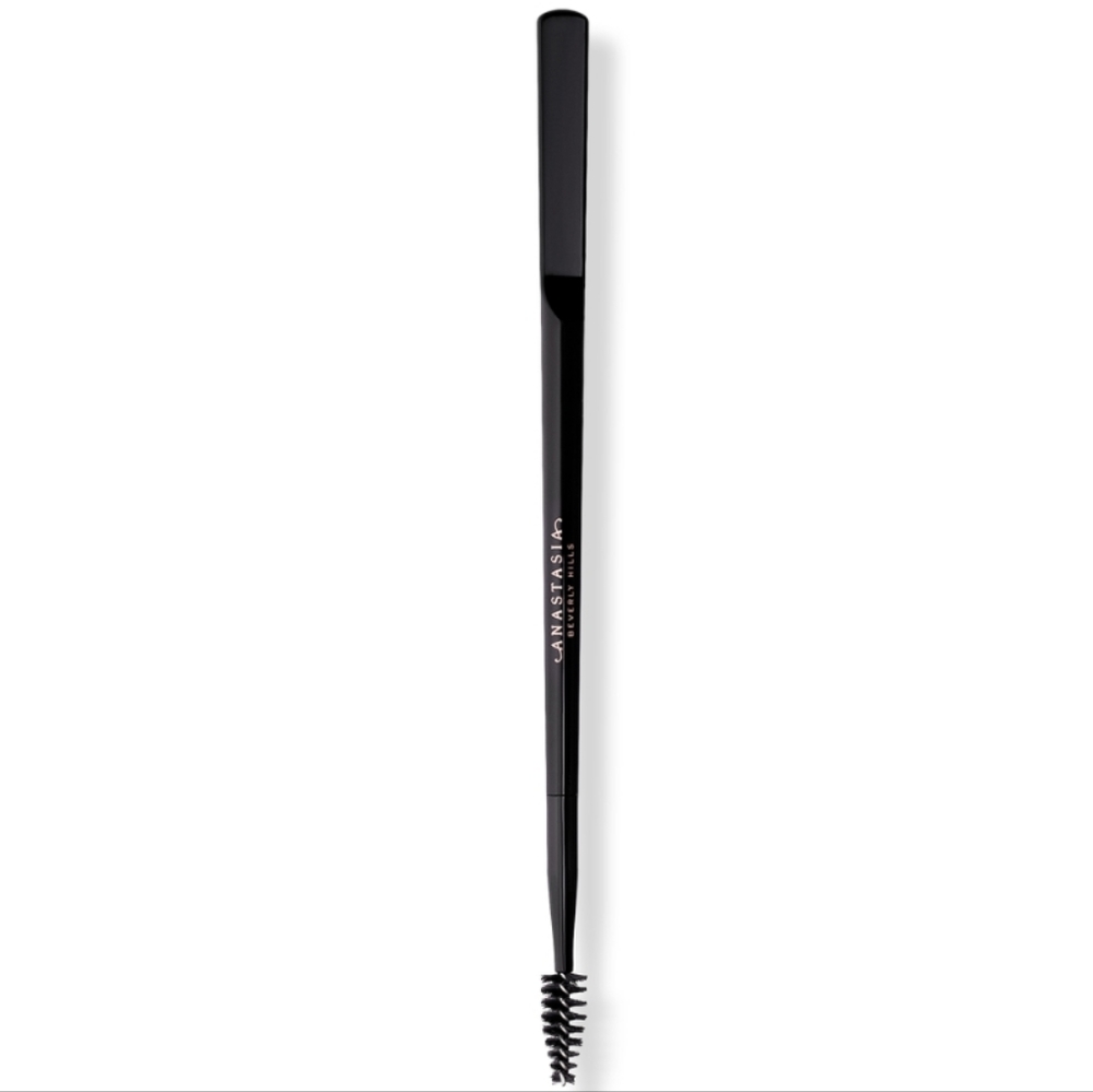 ANASTASIA BEVERLY HILLS BROW FREEZE STYLING WAX DUAL-ENDED APPLICATOR.